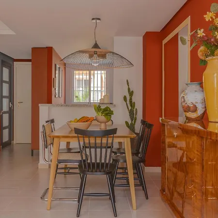 Papaya House - Dom Z Dostepem Do Basenow, Niedaleko Plazy, Obok Kortow Tenisowych, Zamkniete Osiedle Calpe